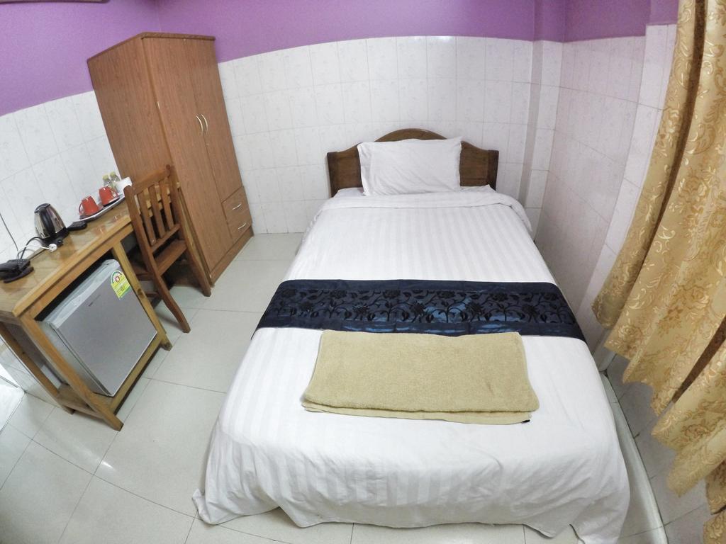 Capitol 3 Guesthouse Phnom Penh Exterior foto